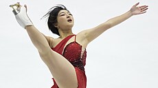 Japonská krasobruslaka Kaori Sakamotová bhem své volné jízdy na NHK Trophy