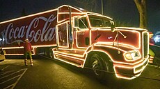 Show s vánočním kamion potěší všechny děti i dospělé v Česku. (15. listopadu...