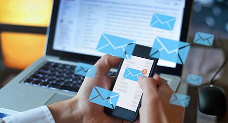 E-mail na vlastní domén je pro podnikání nezbytný