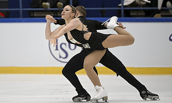 Natálie Taschlerová a Filip Taschler pi rytmickém tanci v Espoo.