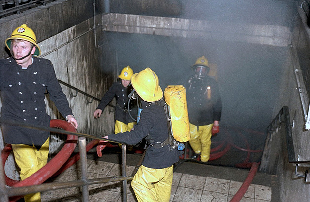 Metro v plamenech. Londýnská tragédie odhalila nový fyzikální jev