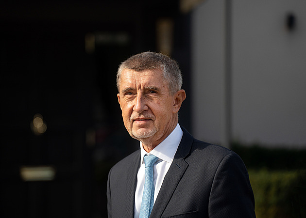 Prosil jsem Zemanovu dceru, že tatínek musí jít do nemocnice, vzpomíná Babiš