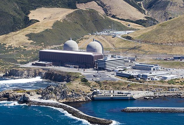 Kalifornie prodlouží život poslední atomové elektrárně. Biden s jádrem počítá