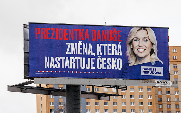 Kandidáti na Hrad vytáhli billboardy. Ukázali je už Nerudová, Pavel i Babiš