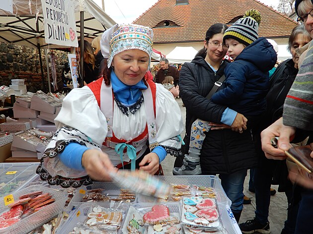 Adventní trh v Dobichovicích na zámku