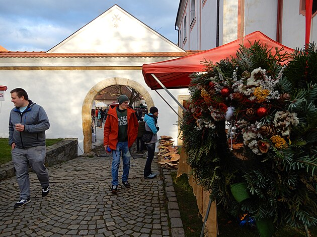 Adventní trh v Dobichovicích na zámku