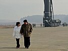 Kim ong-un sledoval test balistické stely se svou dcerou