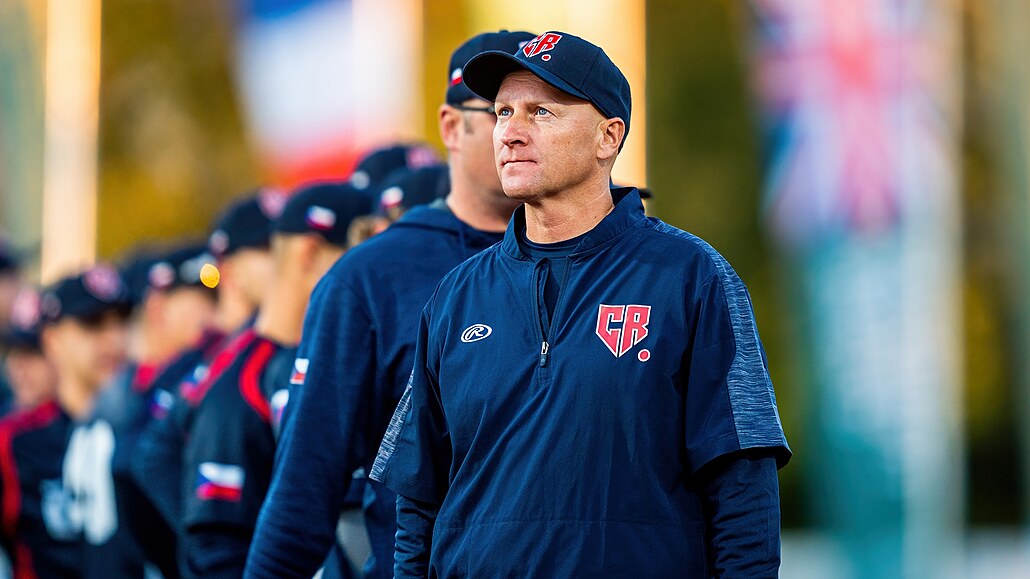Trenér �eských baseballist� Pavel Chadim p�i kvalifikaci na World Baseball...