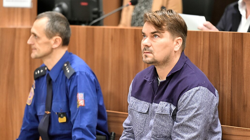 Lobbista Marek Dalík stanul ped Okresním soudem ve Znojm, který zaal...