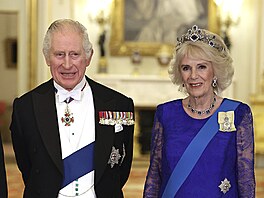Britský král Karel III. a královna cho Camilla na banketu v Buckinghamském...