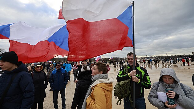 Demonstrace proti vld Petra Fialy v Praze na Letn. (26. listopadu 2022)