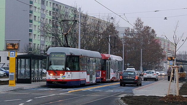 Nov postavenou tramvajovou tra na Nov Sady u obyvatel nejlidnatjho olomouckho sdlit pln vyuvaj.