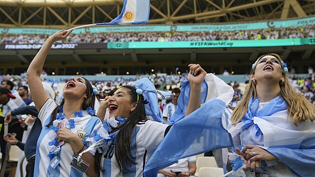 Argentinsk fanynky ped zpasem proti Sadsk Arbii