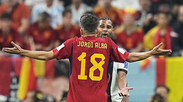 Diskuze mezi �pan�lem Jordim Albou a Sergem Gnabrym z N�mecka