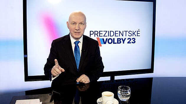Hostem poadu Rozstel je sentor a kandidt na prezidenta Pavel Fischer. (22. listopadu 2022)