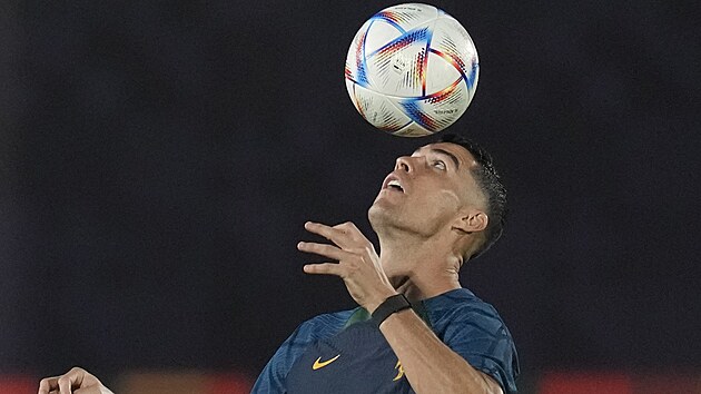 Cristiano Ronaldo trénuje poprvé jako volný hráč. S portugalskou reprezentací se chystl na vstup do mistrovství světa.