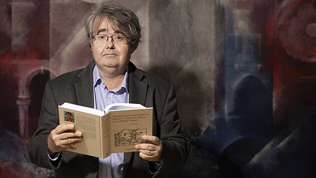 Historik Petr Kreuz ve své knize vyvrací četné mýty o čarodějnických procesech.