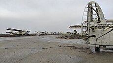 Letouny An-2 na chersonském letišti