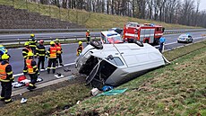 Dopravní nehoda na dálnici D6 u sjezdu na Nové Sedlo na Sokolovsku. (28....