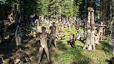 Nejsou to nejvlídnější sochy na světě. Ve finském parku u Parikally se tyčí s...