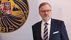 Premiér Petr Fiala na mimo�ádné tiskové konferenci s �editelem Bezpe�nostní...