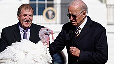 Americký prezident Joe Biden ped Dnem díkvzdání podle tradice omilostnil dva...