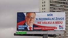 Billboard Jaroslava Baty ped prezidentskou volbou