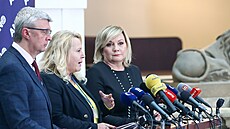 Politici hnutí ANO na tiskové konferenci ve Snmovn