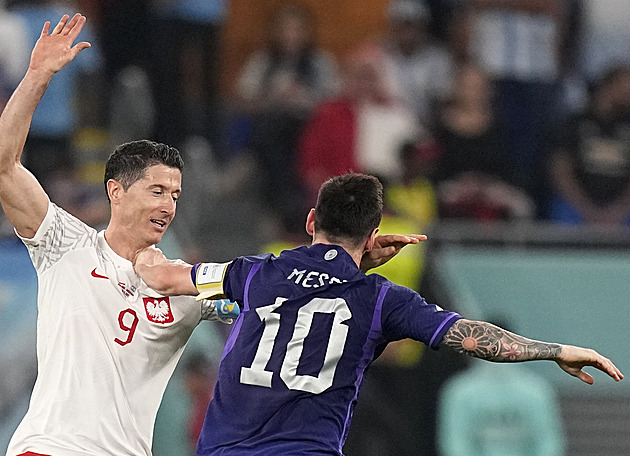 Polsko - Argentina 0:2, dál postupují oba, vítěze nemrzela Messiho penalta