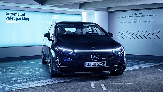 Mercedes využívá technologii autonomního parkování vyvinutou s dodavatelskou...