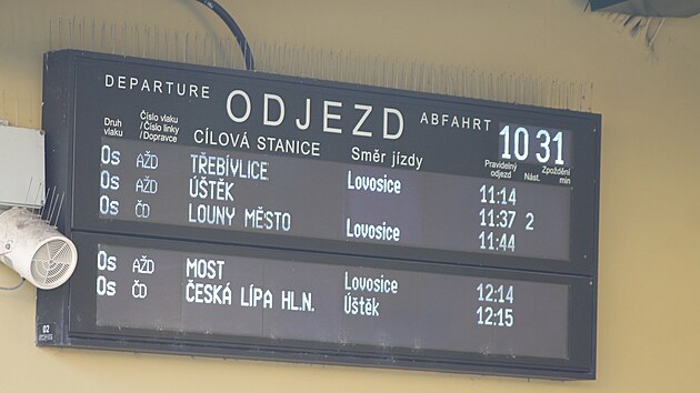 Po téměř miliardové rekonstrukci mohou opět jezdit vlaky na železniční trati z Lovosic do České Lípy.