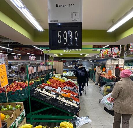 Pomerane v obchodech na Ukrajin podraily o 20 korun na kilogramu, banány a...