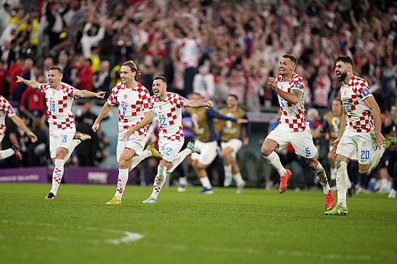 Chorvaté slaví postup do semifinále mistrovství svta.