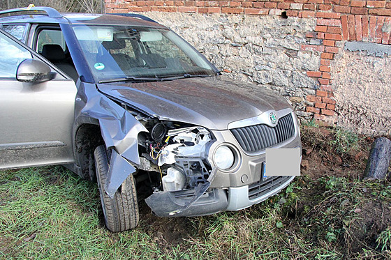 Ujídjící auto ukradené v Nmecku pronásledovala po Domalicku policejní...