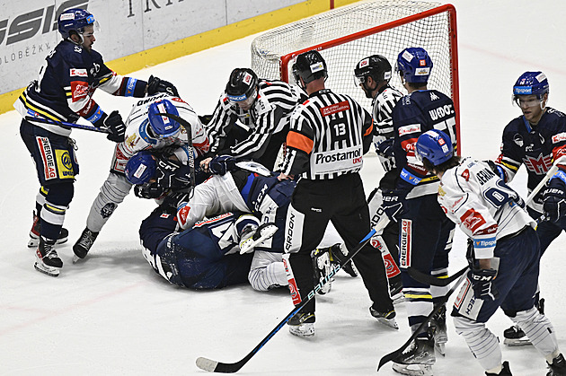 ONLINE: Boj o záchranu v Budějovicích, Hradec brání čtvrtou pozici na Spartě