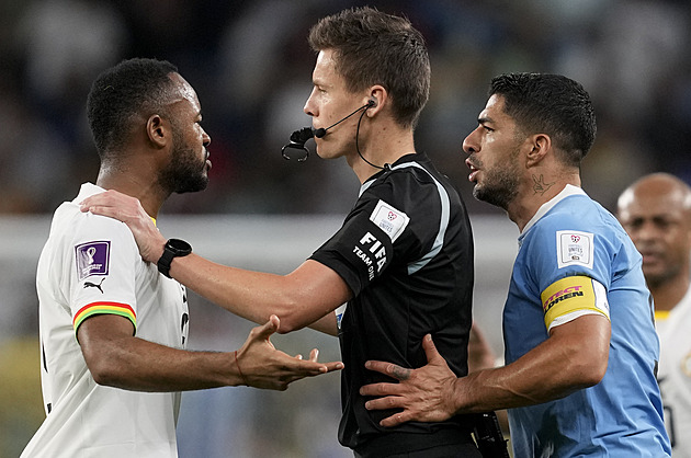 Ghana - Uruguay 0:2, Jihoameričané zvítězili, ale nepostoupí. Rozhodl jediný gól