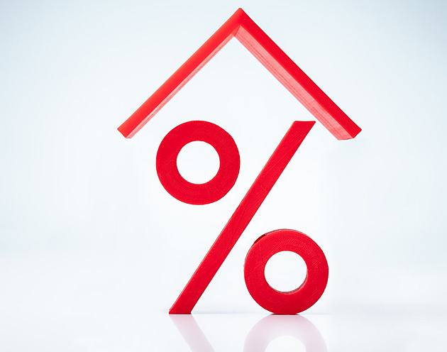 Hypoteční sazby stagnují, zdražování se promítá do dostupnosti bydlení