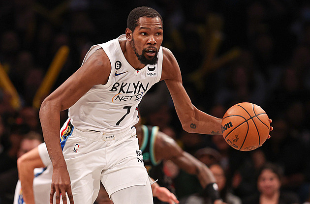 Z Brooklynu odchází i třetí z hvězd, Durant bude hrát v NBA za Phoenix