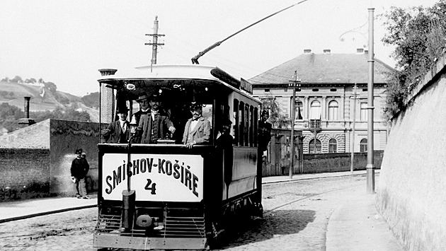 Mají jízdní řád? Obyvatelé čtvrti Košíře si před 100 lety stěžovali na tramvaje