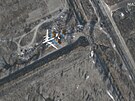 Satelitní snímky z letecké základny Engels zachytily ped výbuchem vojenskou...