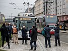 Dopravní podnik Praha pozval novináe na prezentaní jízdu po nové trolejbusové...