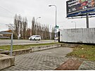 Pechod mezi tramvajovou zastvkou a dopravnm terminlem Zoologick zahrada v...