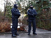 Policie provádí v Berlíně razii proti krajně pravicové skupině Říšští občané....