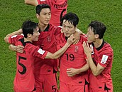 Radost korejských fotbalistů z branky Portugalsku v zápase skupiny H na...