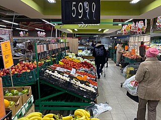 Pomeranče v obchodech na Ukrajině podražily o 20 korun na kilogramu, banány a...