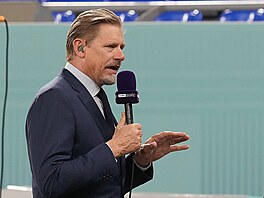 A Peter Schmeichel na MS v Kataru. Jako otec sledoval výkony svého syna v...
