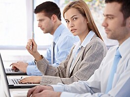 Hlavn� �eny mají tendenci se podce�ovat.