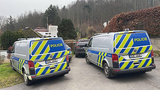 Ve Venorech nali policist mrtvou enu. (2. prosince 2022)