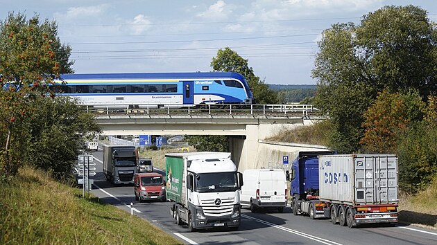 Od novho jzdnho du do konce poloviny roku 2023 je na pru spoj IC 516 / 517 Ostravan Bohumn - Praha - Bohumn plnovan nasazen soupravy Railjet. Zrychl se tak doprava z Prahy na stedn a severn Moravu.