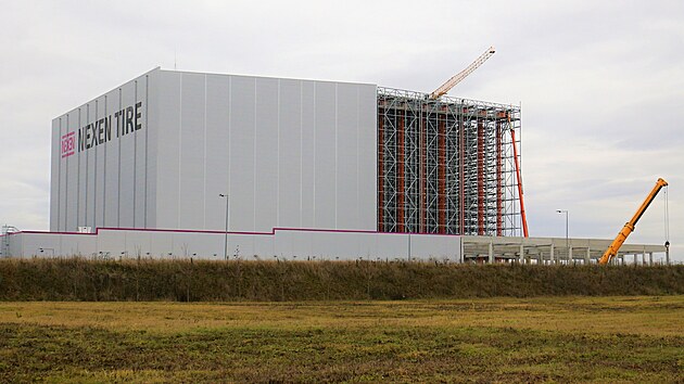 V�stavba druh� f�ze z�vodu vyjde na 9,5 miliardy korun.